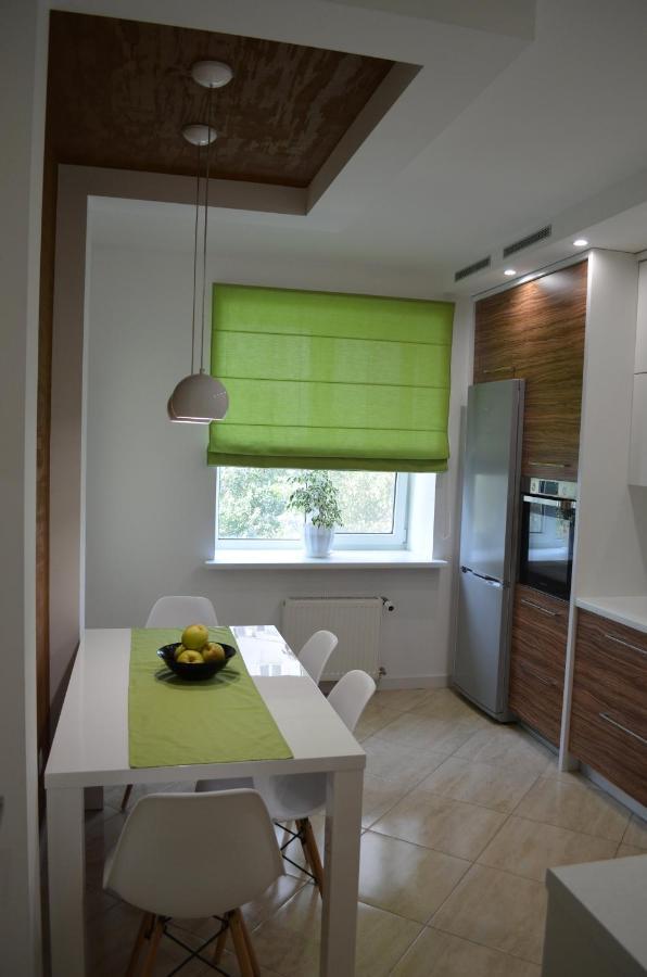 Apartment On Getmana Vigovskogo 49 Rivne Exterior photo